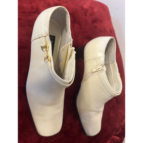 AJ Valenci Women White Leather Ankle Boot Size 8.5W flaw Comfortable Chunky Heel - Picture 15 of 16